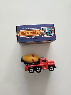 Matchbox Superfast No 19 Cement Truck . Boxed • £0.99