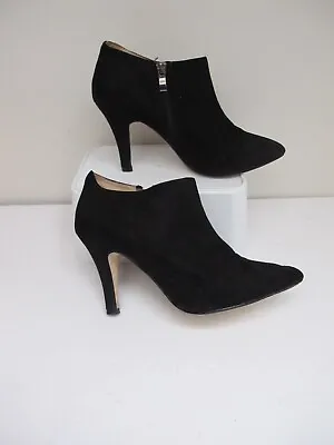 Size 6 LONDON REBEL Ankle Boots-Black Suede-Med Heel- Zip VGC • £19.50