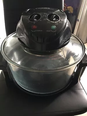 £35 • Buy Cooks Large Black Halogen Oven Cook Book And Accessories In Ex Used Condition.