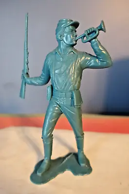 Marx & Co. Vintage 1964 6  U.S. CAVALRY SOLDIER BLUE BUGLE PLAYING FIGURE • $12.95