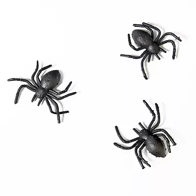 HALLOWEEN FAKE SPIDERS | Plastic Halloween Decorations | Halloween Table Decor • £1.50