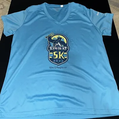 Run Disney Walt Disney World 5K Marathon 2022 Blue Everest Shirt Women’s XL  • $18.99