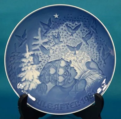 B&G Copenhagen Porcelain Denmark  Christmas Peace  1981 Christmas Plate  • $5.99