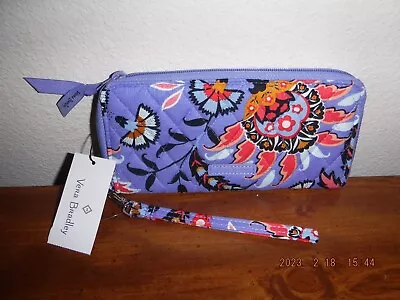 Vera Bradley Rfid Accordian Wristlet In Mural Garden Nwt • $25