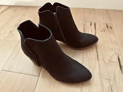 Mia Black Suede Ankle Boots Wedge Shoes Sz 9 • $24.99