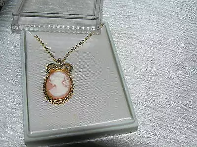 Vintage Goldtone Chain With Oval Carved Pink Plastic Lady Cameo & Bow On Top Pen • $16.51