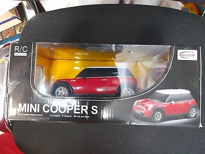 Mini Cooper S Red & White 1:24 RC Radio Controlled Remote Control Model Car Toy • £15