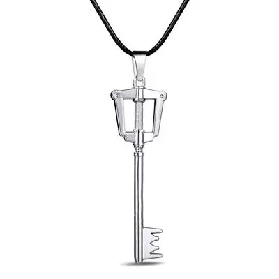 $8.95 • Buy KINGDOM HEARTS KEYBLADE NECKLACE Key Metal Pendant W Cord Role Play Video Game