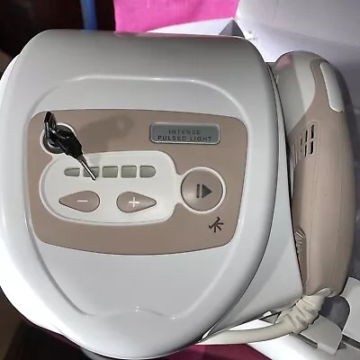 Epilator Iphl Forever Free A Light Intense Pulsed Treats Up To 70 Hair Read • £47.99