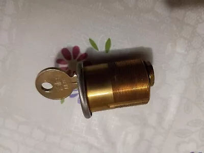 Yale Lock Key Cylinder 1-1/2  With Core 1210 626 SA 6 RH USED With 1 Key • $23