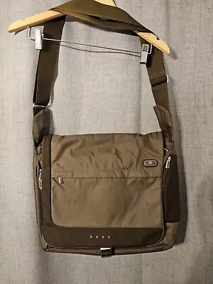 TUMI T-Tech Olive Green Ballistic Nylon Messenger Crossbody Travel Bag 5138MSS • $60