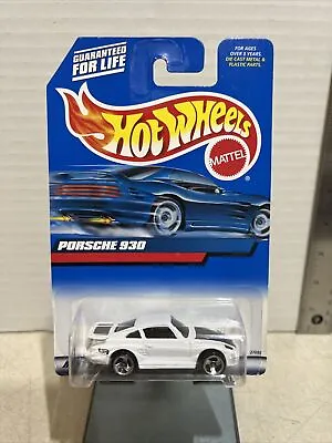 2000 Hot Wheels #125 Porsche 930 White Black 3SP Diecast Sports Car 27092 Vintag • $8.99