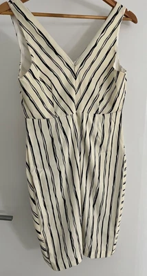 $8 • Buy Wish Midi Dress Size 10 - Flattering Style Perfect For Parties 