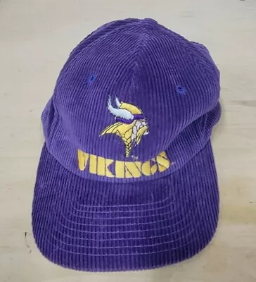 VINTAGE MINNESOTA VIKINGS STARTER The Eastport Purple Corduroy Snapback Hat • $30