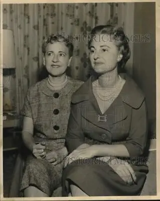 1959 Press Photo Dorothy Ducas & Elaine Whitelaw Women March Of Dimes • $16.99