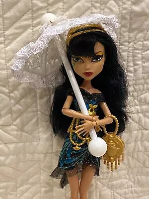 Accessory_Monster High Doll_White Lace Umbrella Parasol Miniature Mini_NO DOLL • $11.95