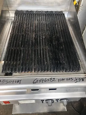 £950 • Buy 2 Burner  Grill And  Nat Gas Commercial 60 Cm Falcon