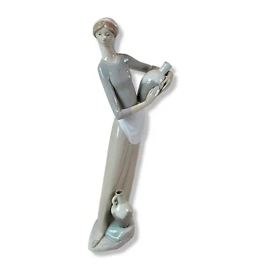 NAO LLADRO Tall Girl With Water Jugs Italian Figurine Sculpture 12-3/4  #4875 • $109.95