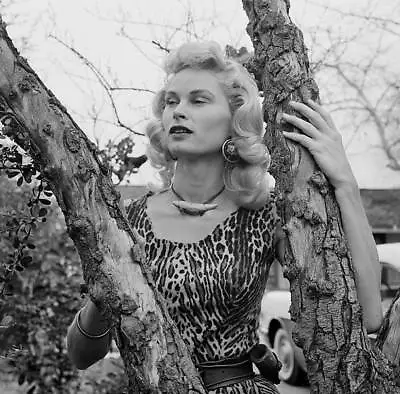 $9 • Buy Actress Irish Mccalla Poses At Home As Sheena In LA 1956 OLD PHOTO 3