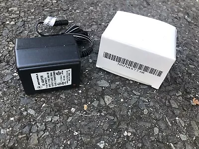 NNTN4077A Motorola 10Hr Plug In Charger For XTN Series Two-Way Radios • $12.50