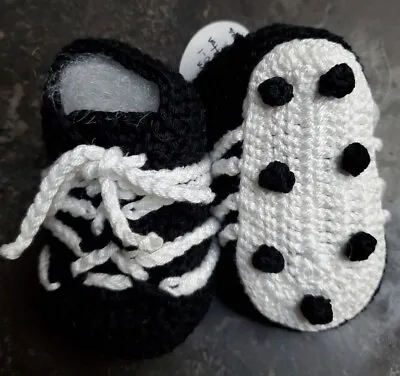 Jefferies Socks Newborn Black & White Crocheted Booties Shoes 0-1 100% Cotton B8 • $14.99