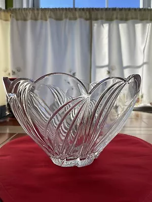 New Lenox Crystal Leaf Pattern Serving Bowl Arctic Bloom Pattern • $14.99