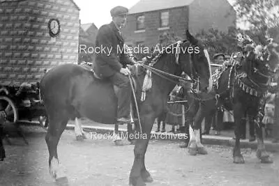 Zhj-72 The War Effort Gala Marsh Lane Eckington Derbyshire. Photo • £3.35