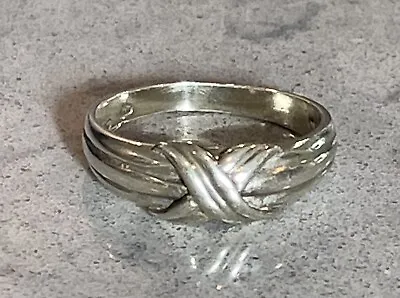 VTG STERLING SILVER 925 X KISS LOVE KNOT RING  SZ 7.5 - Signed CW - Tiffany-like • $49.99