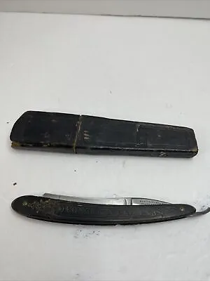 Vintage Straight Razor By Wade & Butcher Sheffield With Box • $67.99