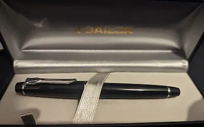 Sailor Pro Gear II Slim Fountain Pen 11-1518-420 Boxed M Nib • £140