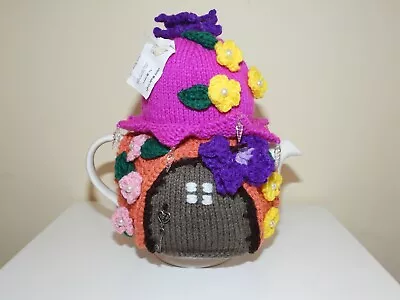 **Hand Knitted Tea Cosie/cozy FairyHouses/Old Ladies/Mushroomhomes/Animals  • $35