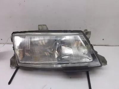 Passenger Right Headlight Fits 99-01 SAAB 9-5 132218 • $96.79