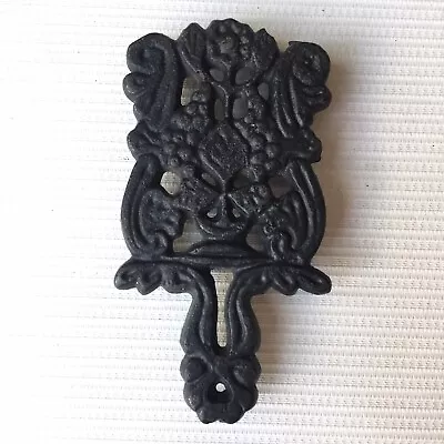 Small Cast Iron Metal Trivet Wall Hanging Decor Spoon Rest Floral Flower Vintage • $7.99