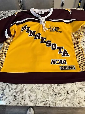 Minnesota Golden Gopher NCAA Zephyr Hockey Jersey Size 44 Adult • $71.60