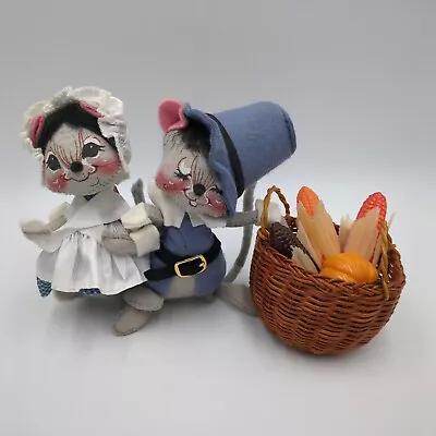 Annalee Thanksgiving Mouse Couple Pilgrim Basket Corn Pumpkins NH USA 1993 6  • $22.99