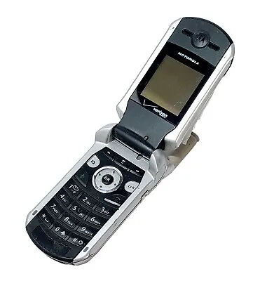 Motorola V276 Verizon Flip Cell Phone Black/Silver CDMA Cam Compact 2G Grade C • $12.30