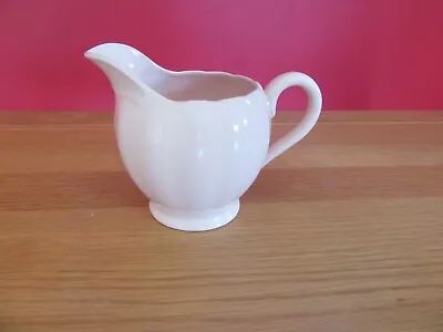 Lovely Vintage  Grindley  Pottery Peach Petal Custard Gravy Milk Jug 1 Pint • £15