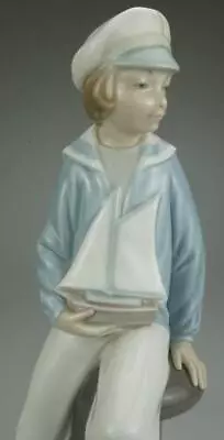 Lladro #4810 Boy With Yacht Issued 1972 Retired 1998 Handmade With Glazed Finish • $96.28