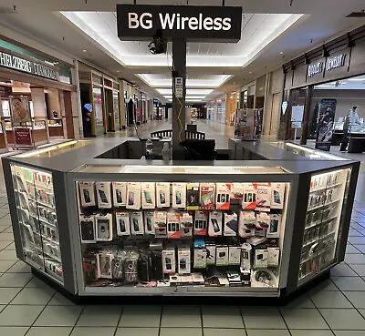 Mall Kiosk For Sale! Can Be Used For Cell Phone Cases Jewelry Or Anything Else • $19500