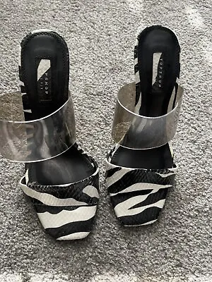 Topshop Zebra Print Heeled Mules - Size 5 • £4.99