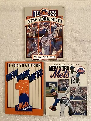 New York Mets : Lot Of 3 Yearbooks 1988 / 1989 / 1990  • $8