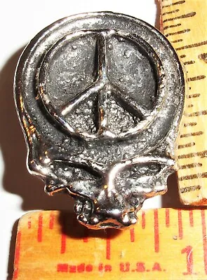 Grateful Dead Peace Pin Collectible Vintage Rock Band Pinback Music Memorabilia • $7.95