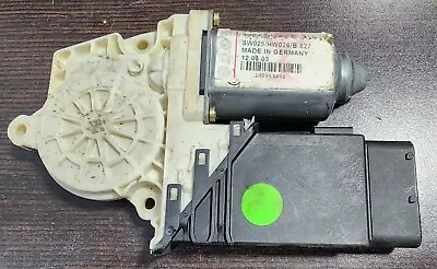 Volkswagen New Beetle 2001 Drivers Door Left Window Regulator Motor 1J2959802C • $89.99