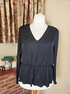 Ladies Black Peplum V NECK TOP M&S Size 18 • £16.99