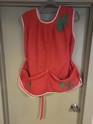 Vintage Apron/ Vest / House Craft Smock. Christmas Themed Size Medium  • $8