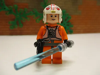 (O2/24) LEGO Star Wars Sw0295 Luke Skywalker X-Wing Pilot Out 8129 9493 • $19.28