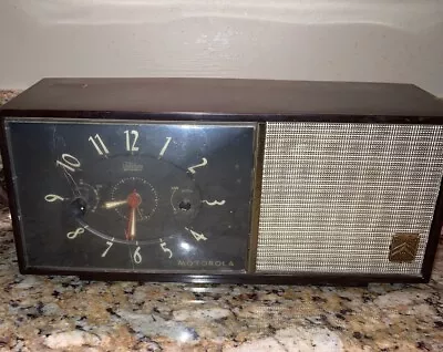 Motorola Tube AM Radio & Alarm Clock Model 53C 53C6…….A44 • $59.95