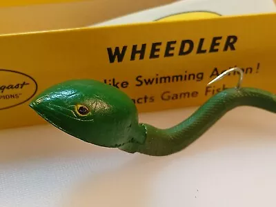 Fred Abrogast Wheedler Green Snake Lure In Box With Phamplet  • $30.19