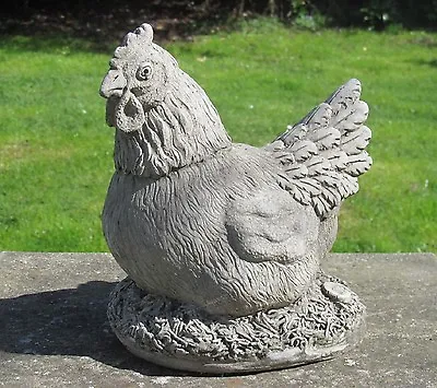 £35.99 • Buy Sitting Chicken Garden Statue 