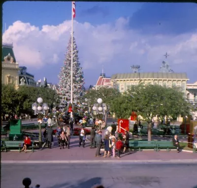 3 Vtg 35mm Slides 1966 Disney Disneyland People Man Holding Pan Am Bag Christmas • $10.28